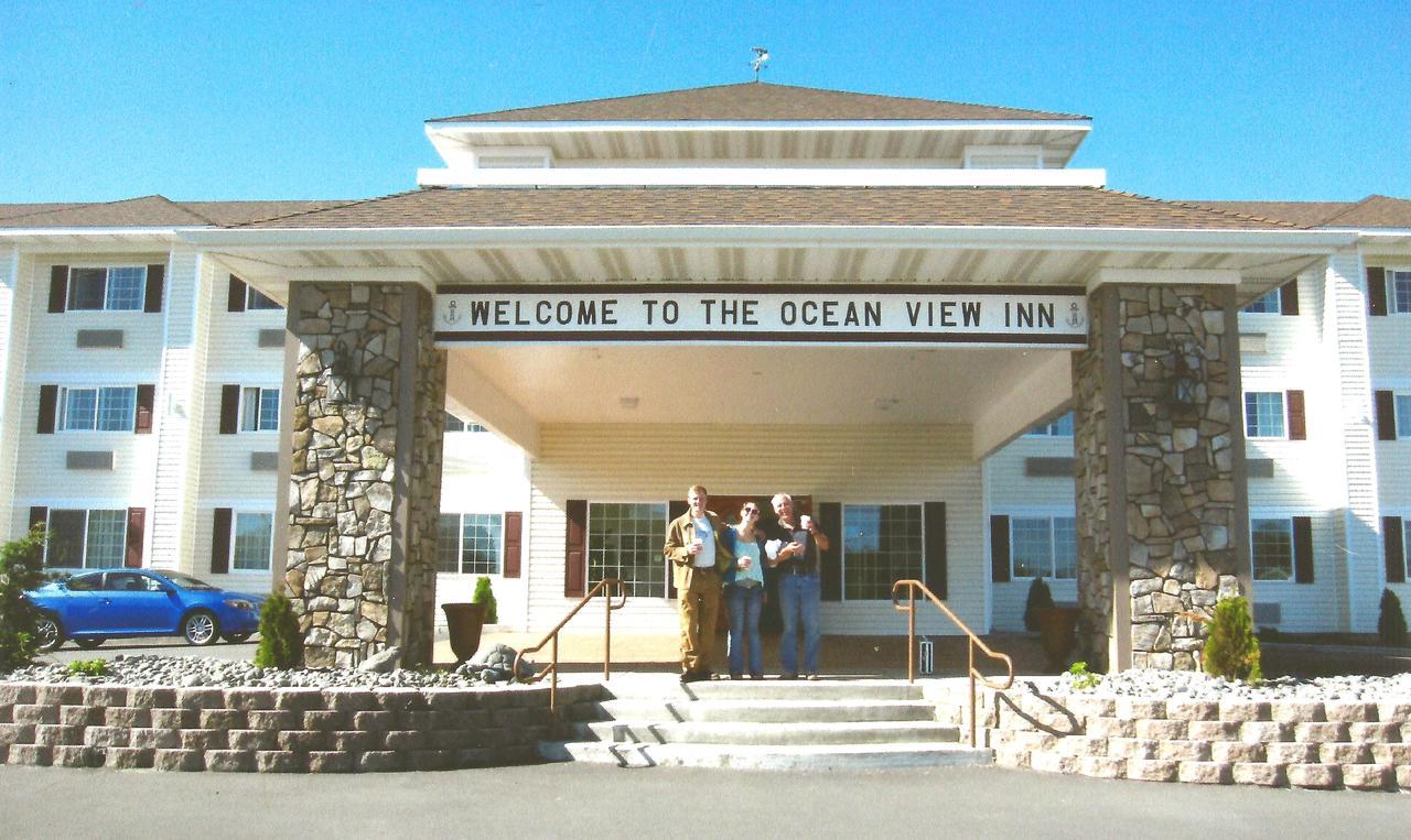 Oceanview Inn And Suites Кресънт Сити Екстериор снимка